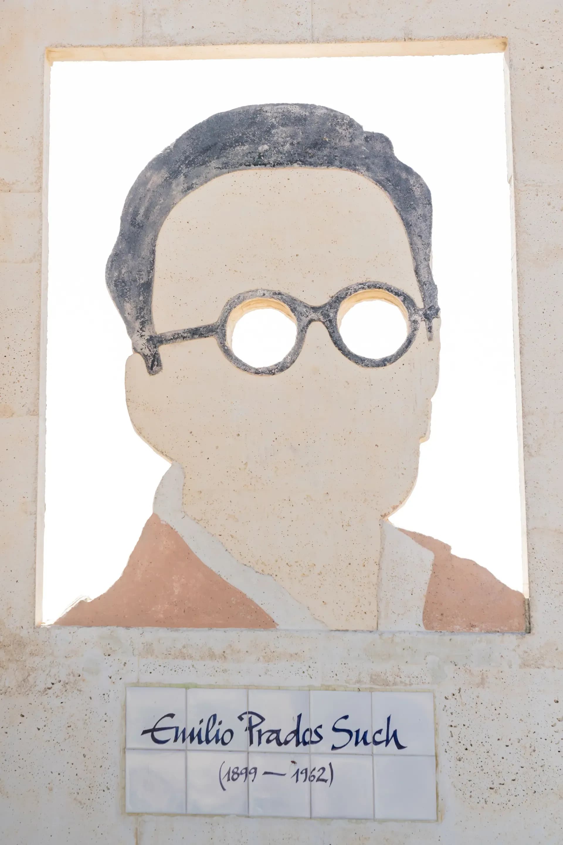 Monumento a Emilio Prados