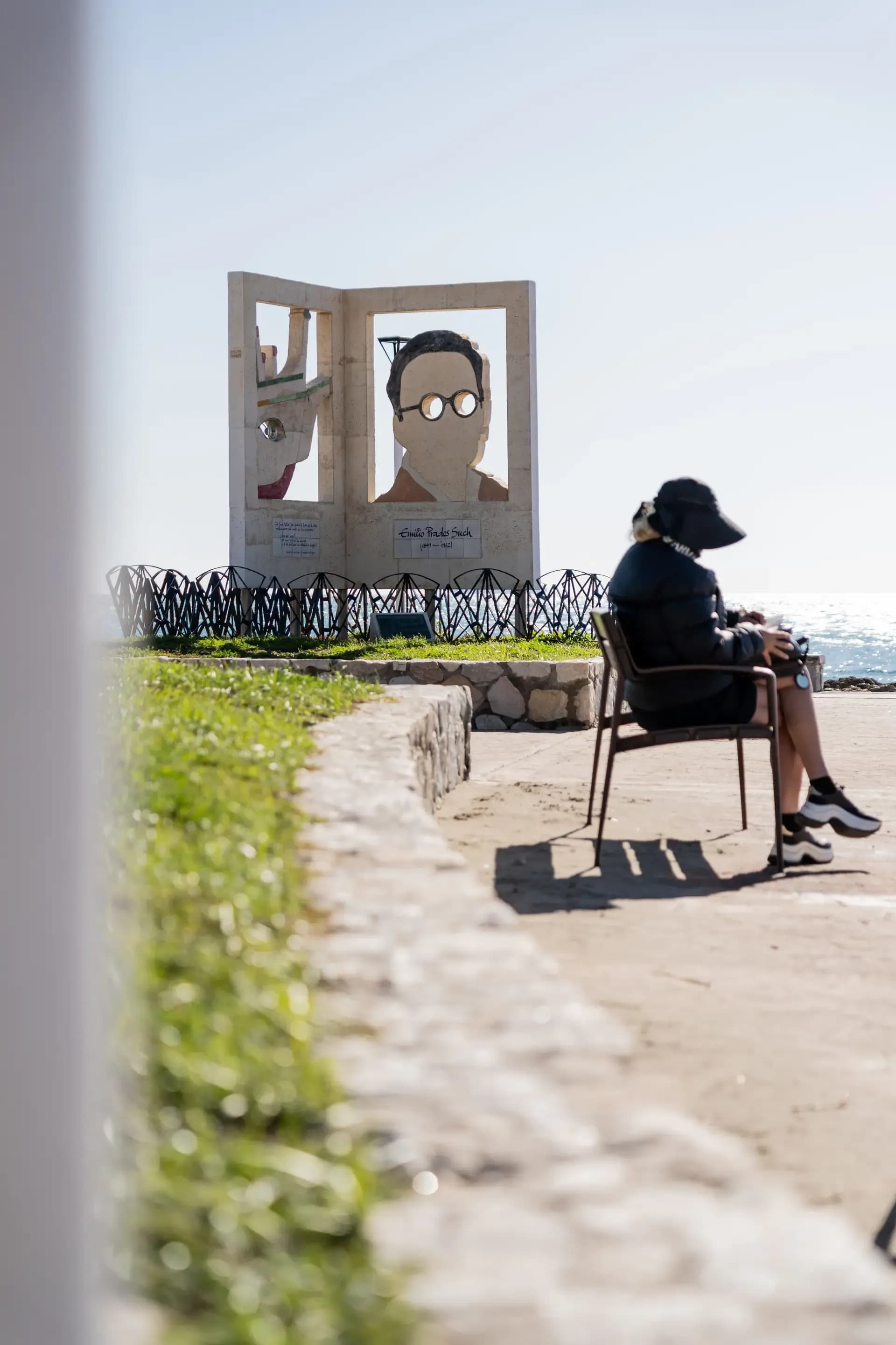 Monumento a Emilio Prados