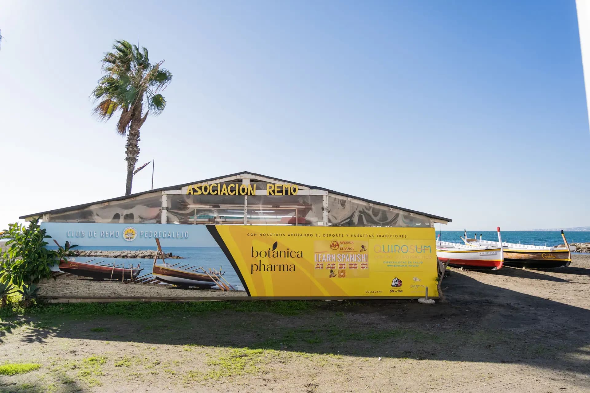 Escuela de jábegas (Club de remo Pedregalejo)