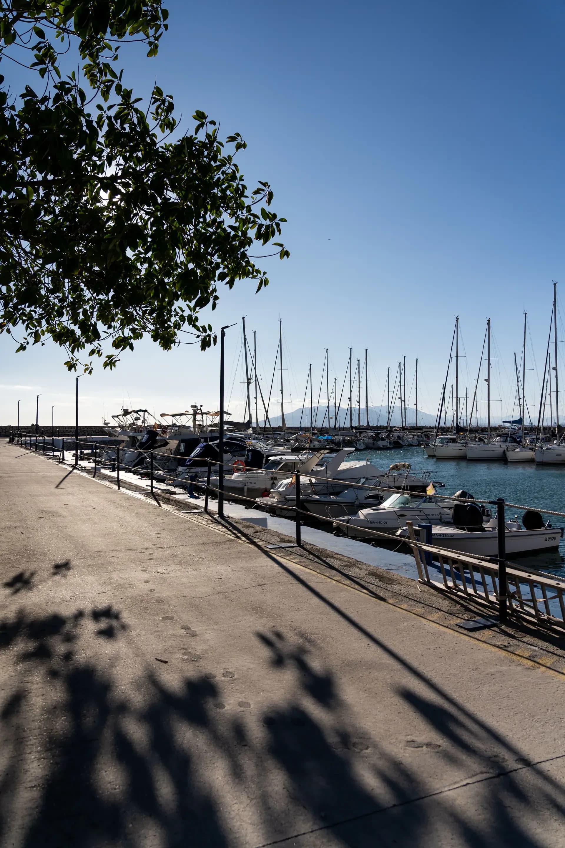 Puerto Deportivo El Candado