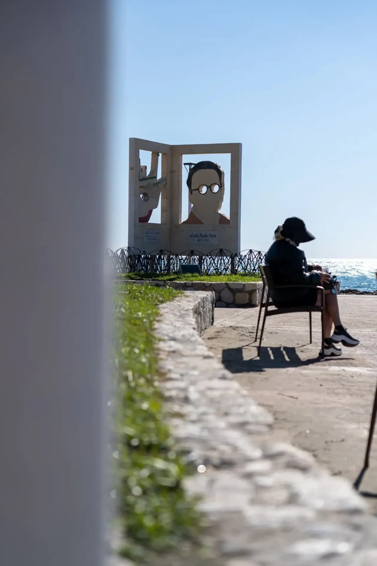 Monumento a Emilio Prados