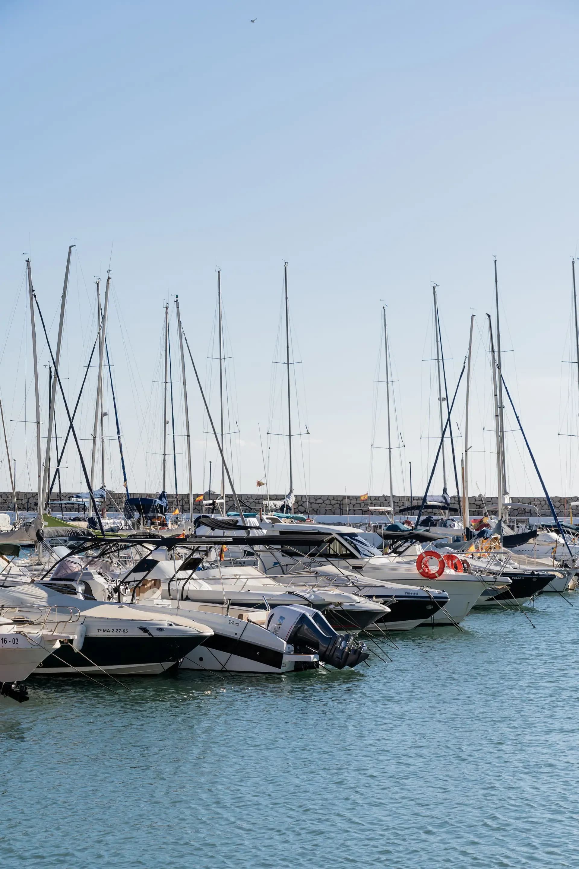 Puerto Deportivo El Candado