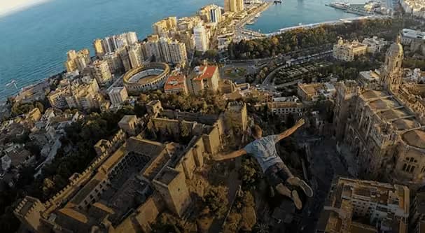https://malagaforreal-cms.malaga.eu/uploads/imagen_de_fondo_242ecefad5_30bec8f6e7.avif